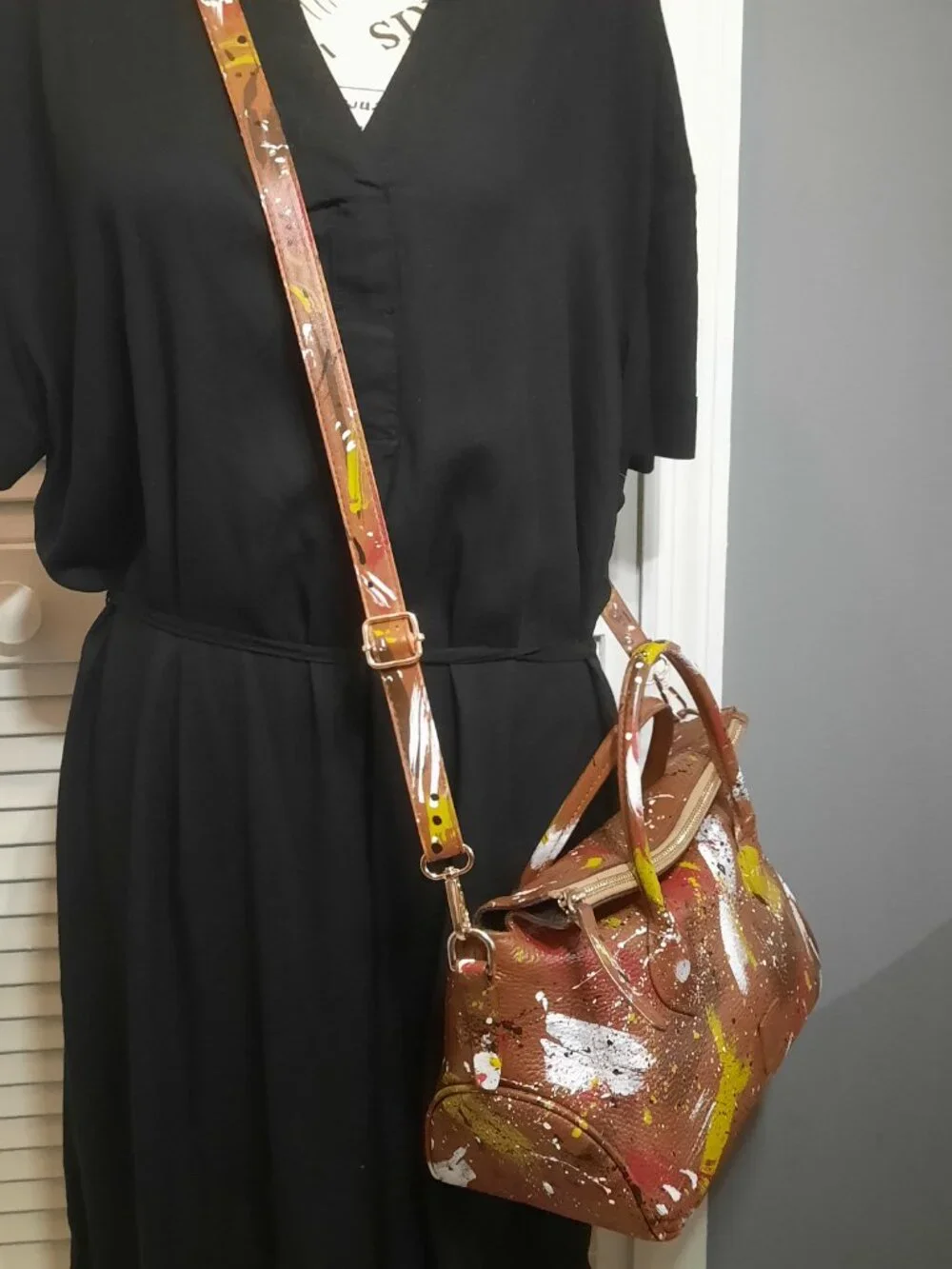 Dooney & Bourke Dipinta Inspired Hand Painted Satchel Cross Listed. - Picture 5 of 16
